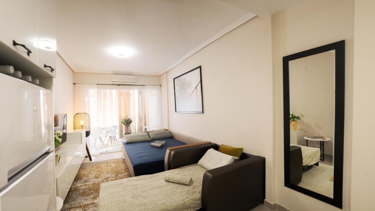 Holiday Studio Jardin Playa Τορεβιέχα Εξωτερικό φωτογραφία